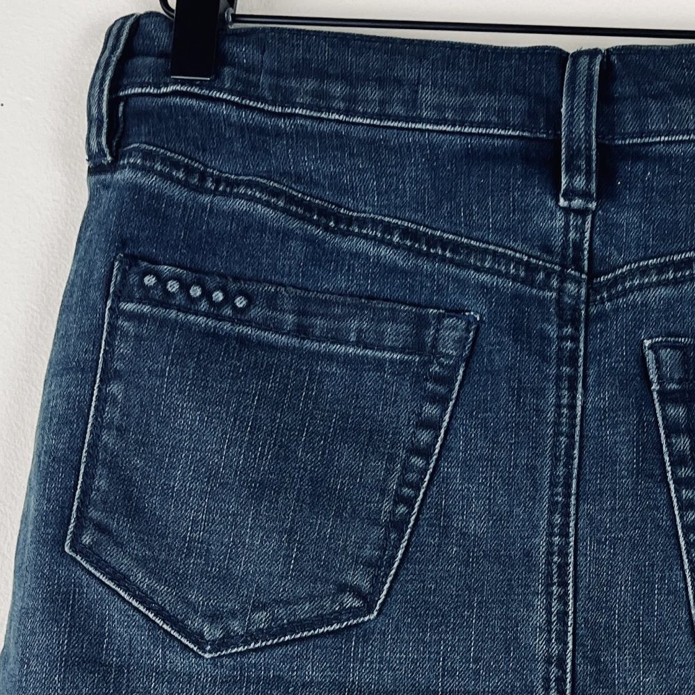 2/$20 Blank NYC Blue Denim Mini Skirt 25 - Picture 5 of 5